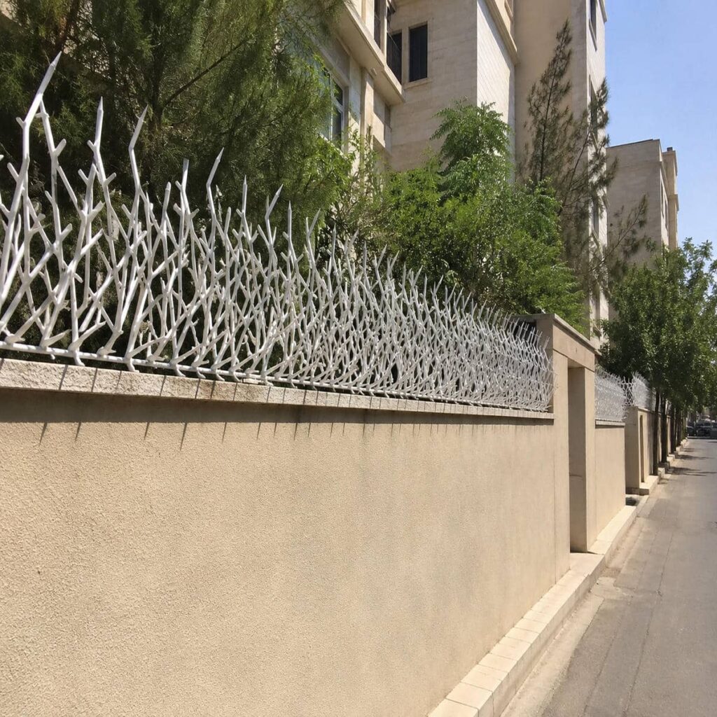حفاظ دیوار مشکی با پوشش یکدست رنگ پودری