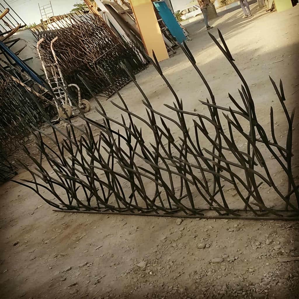 قطعات نرده دیواری با طول سفارشی آماده حمل