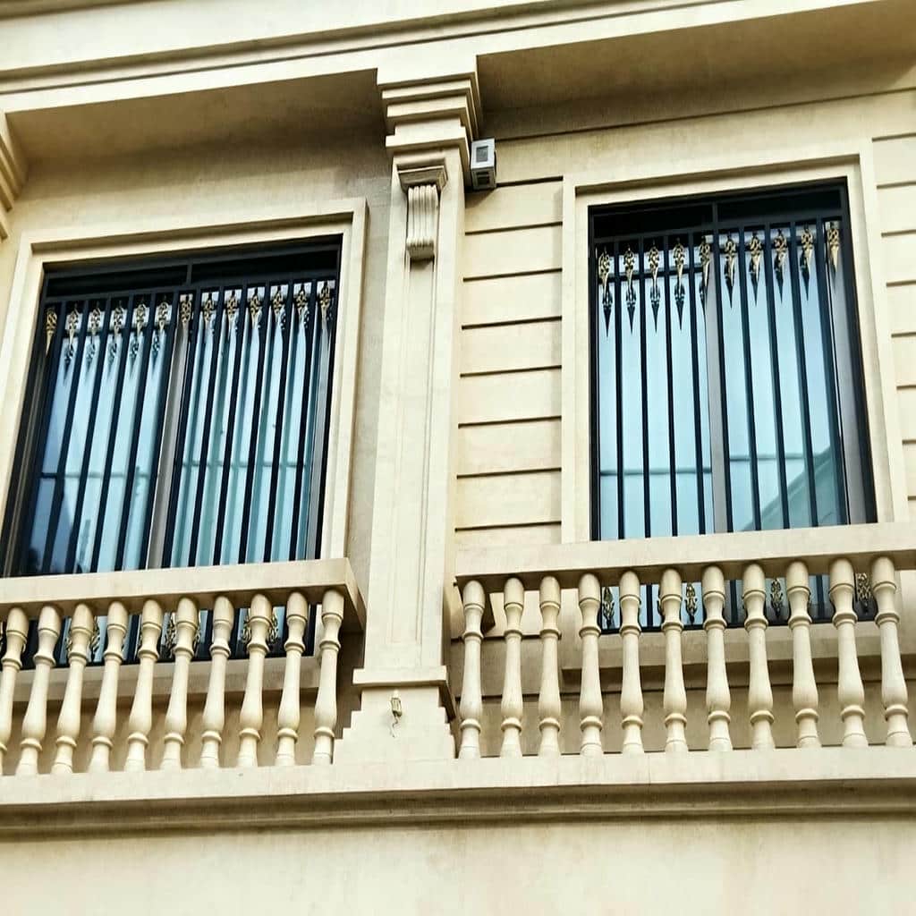 گارد فلزی طوسی با گوشه های پرداخت شده